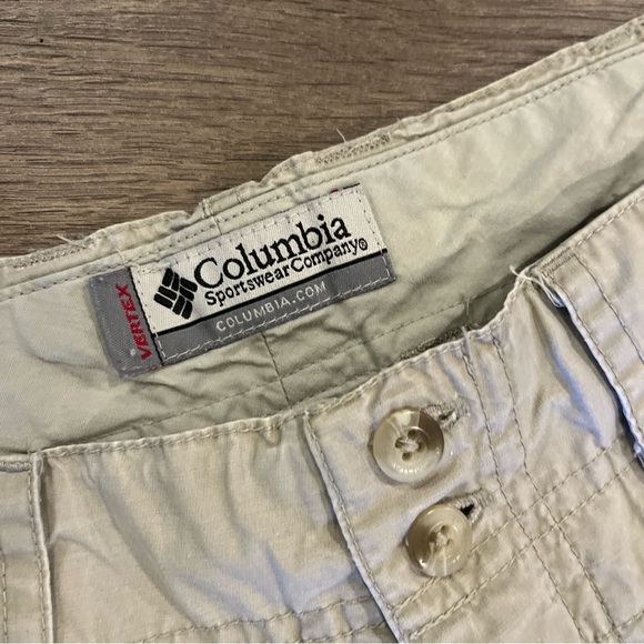 Columbia Cropped Khaki Pants Size 10 Pockets Hiking Casual Outdoors - Picture 5 of 7